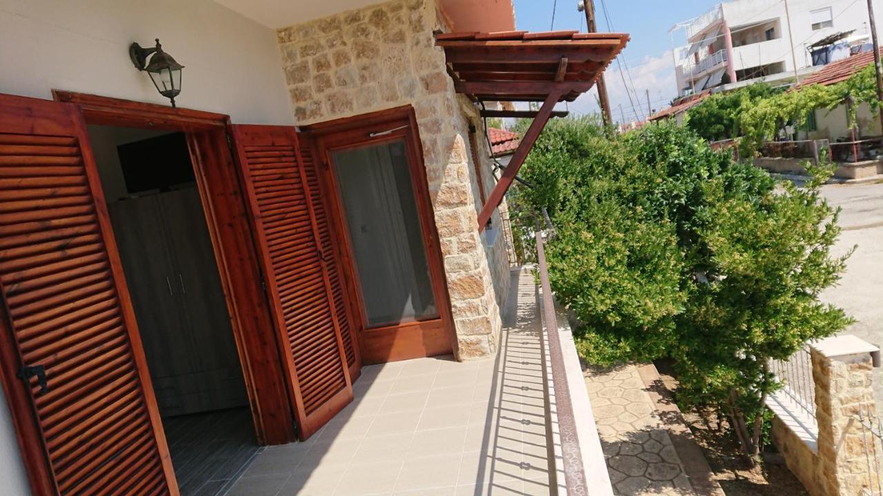 Stone House With Seaview Apartment Nea Poteidaia Luaran gambar