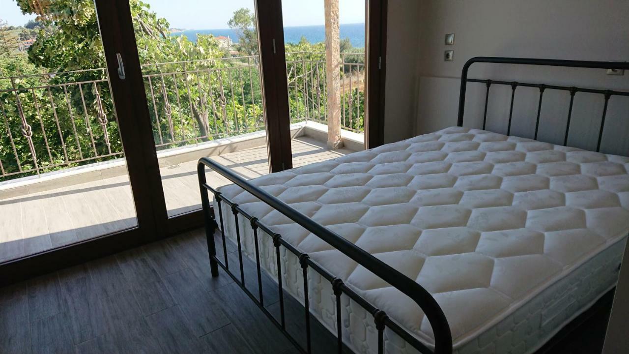 Stone House With Seaview Apartment Nea Poteidaia Luaran gambar