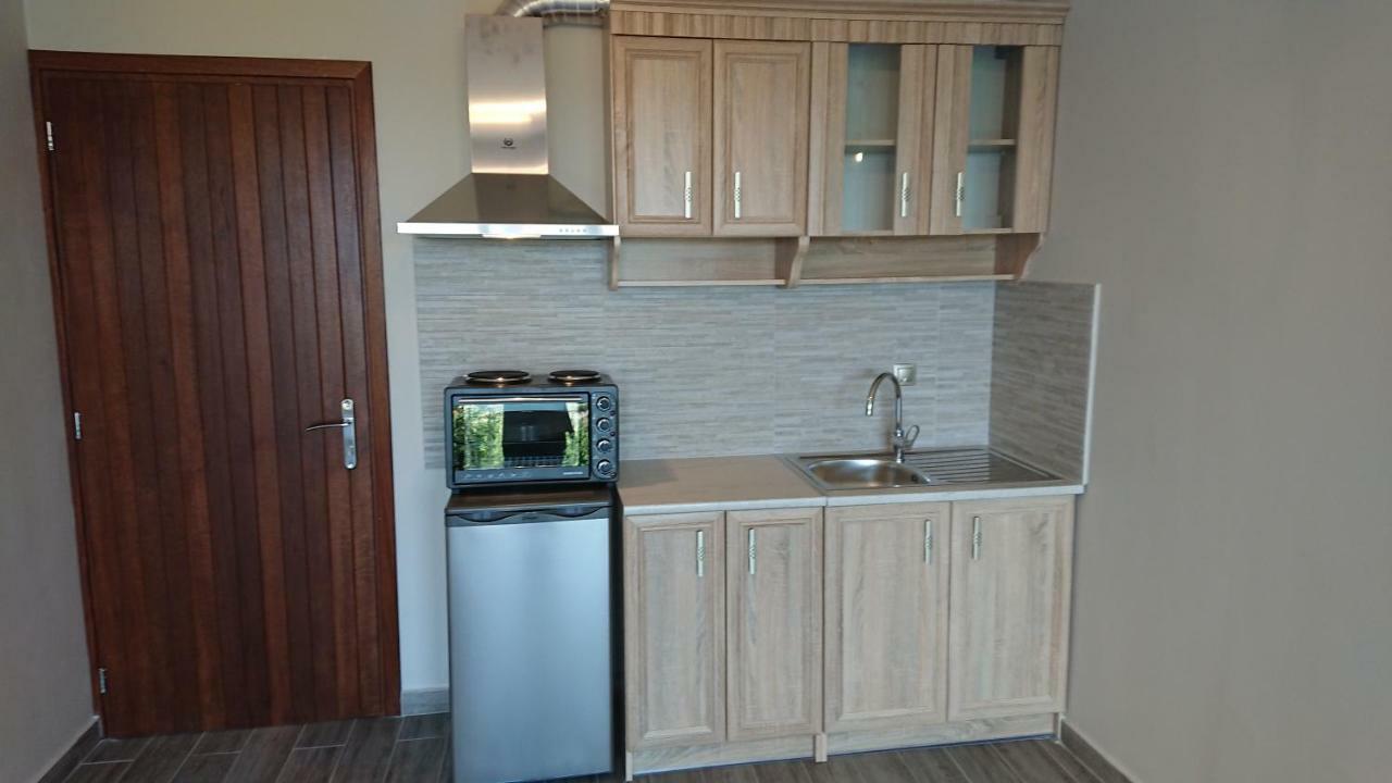 Stone House With Seaview Apartment Nea Poteidaia Luaran gambar