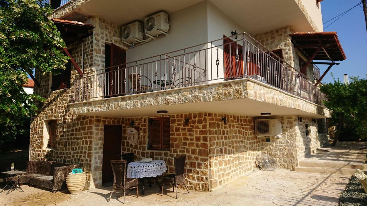 Stone House With Seaview Apartment Nea Poteidaia Luaran gambar